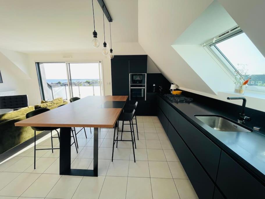 Appartement Lumineux Et Spacieux, Terrasse Et Parking Prive Concarneau Buitenkant foto