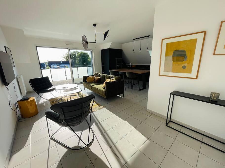 Appartement Lumineux Et Spacieux, Terrasse Et Parking Prive Concarneau Buitenkant foto